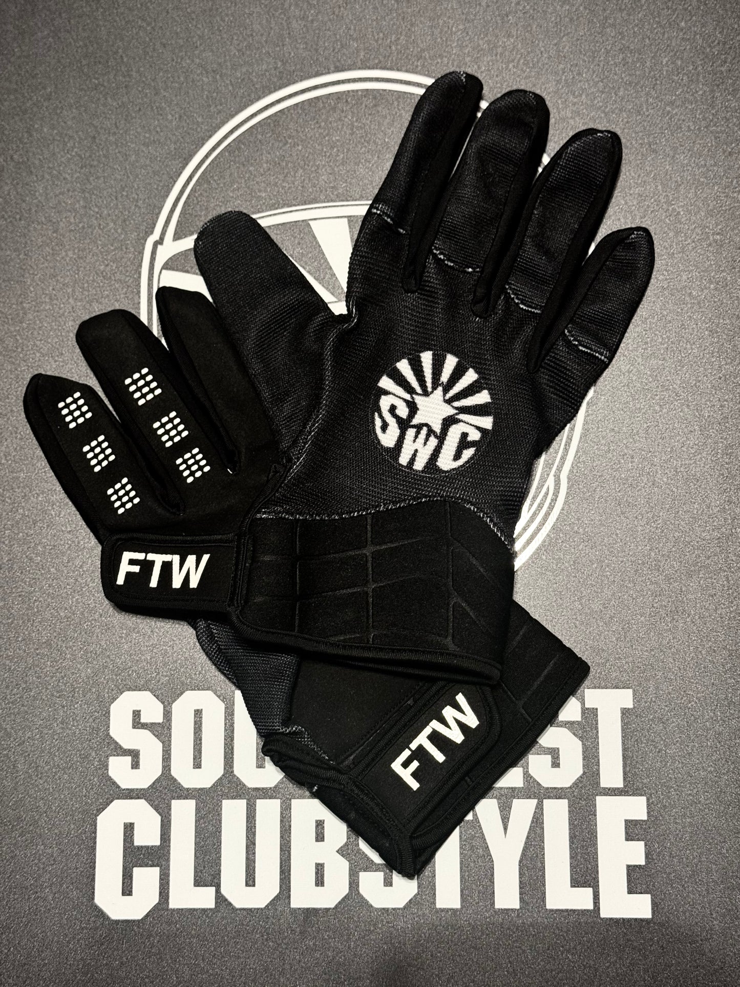 SWC OG Logo Gloves